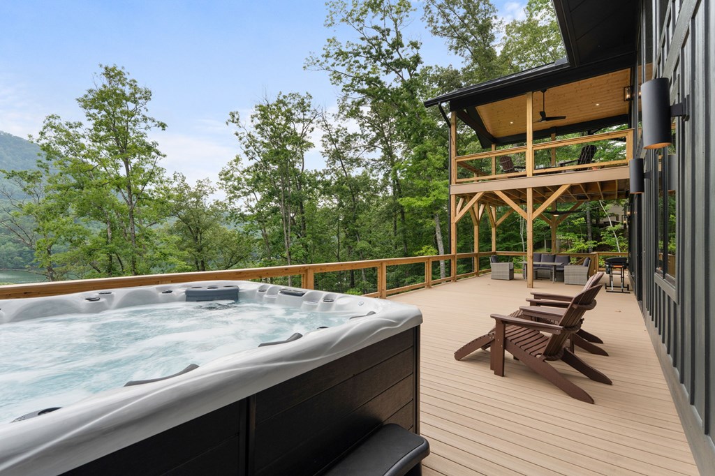 192 Lakeview Trail
