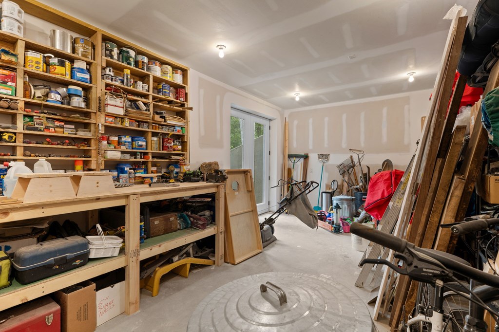 192 Lakeview Trail
