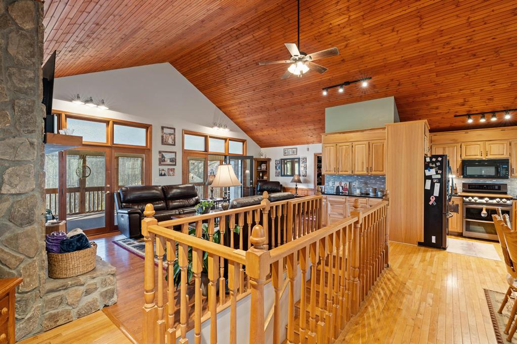 825 Posey Blanton Rd