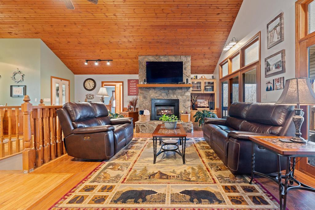 825 Posey Blanton Rd