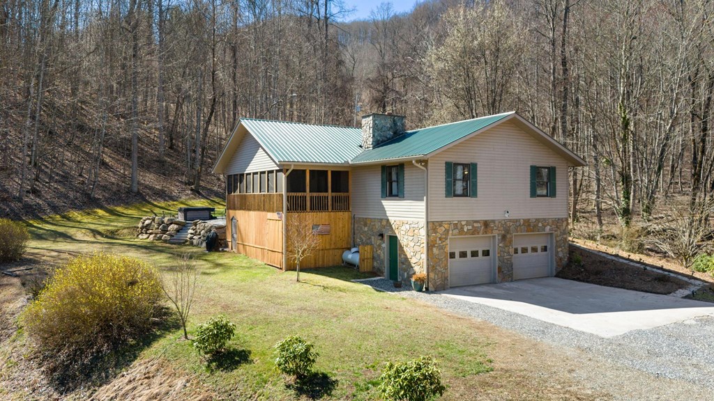 825 Posey Blanton Rd