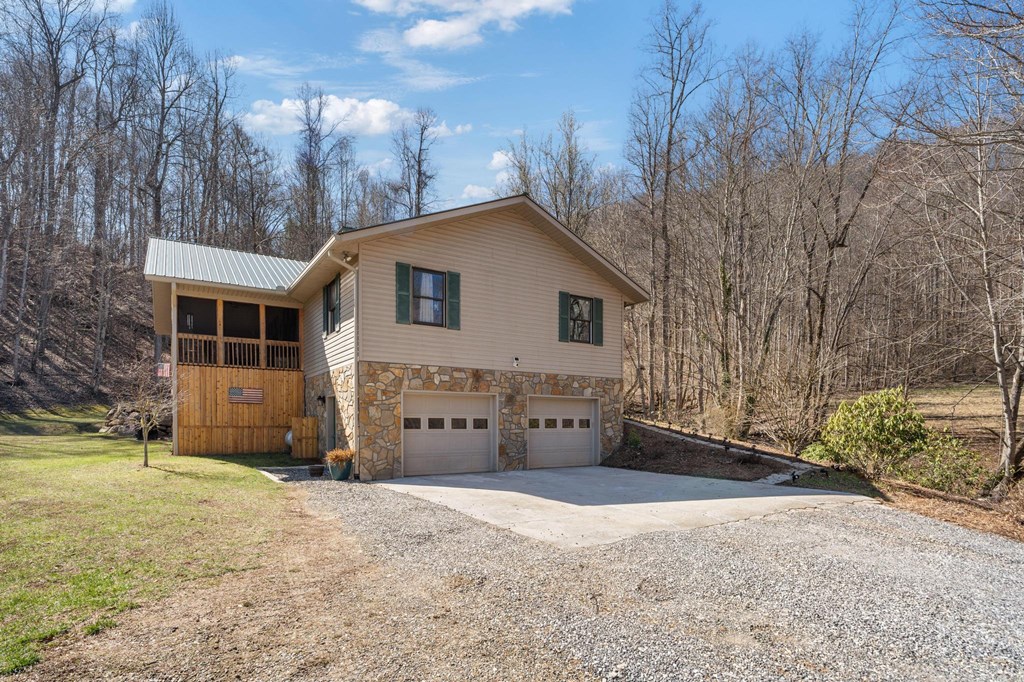 825 Posey Blanton Rd