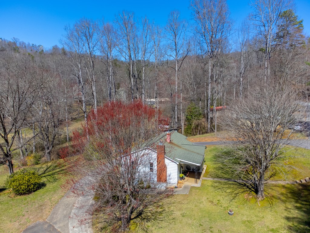 809 Locust Creek Road