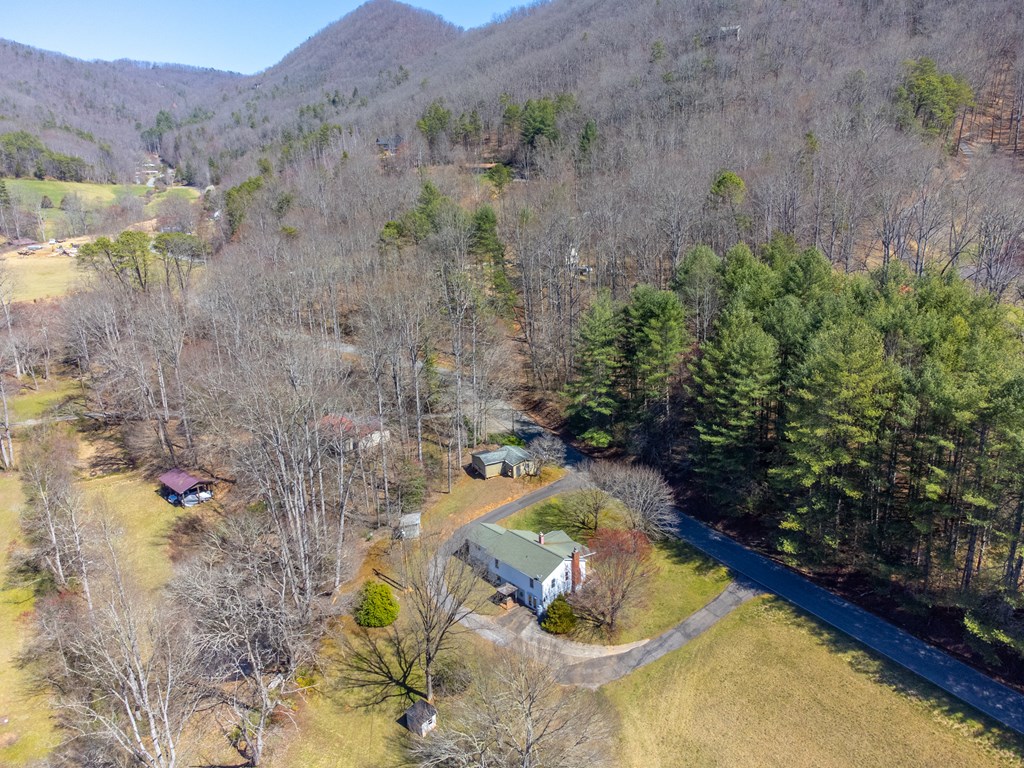 809 Locust Creek Road