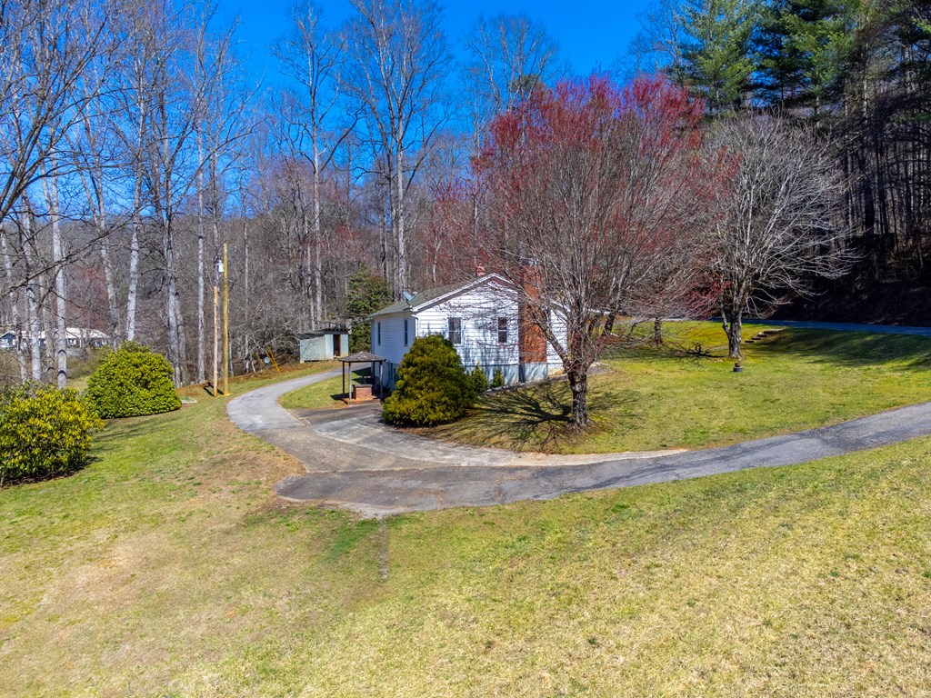 809 Locust Creek Road