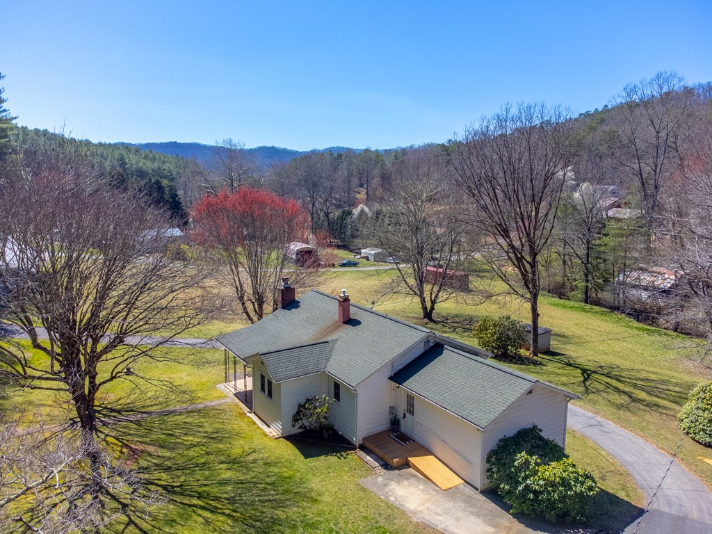 809 Locust Creek Road