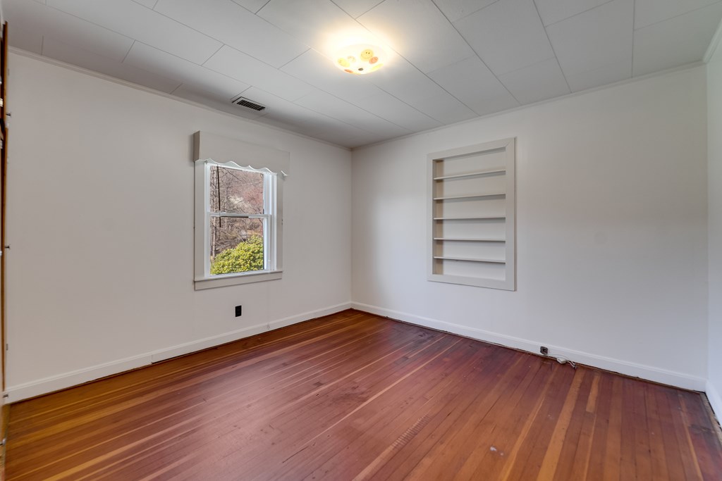 809 Locust Creek Road