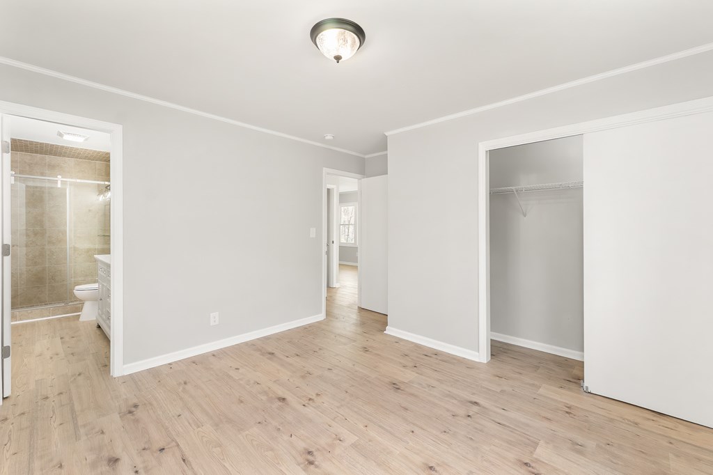 975 Middle Skeenah Rd