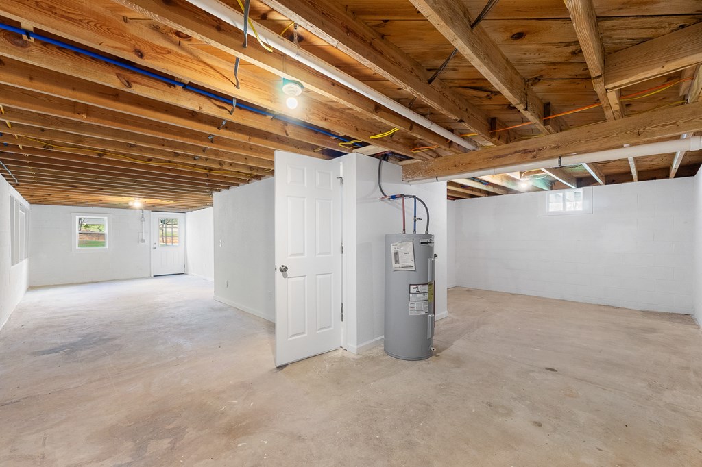 975 Middle Skeenah Rd