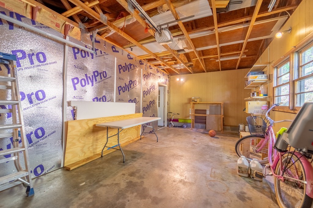 619/621 Kitchens Branch Road
