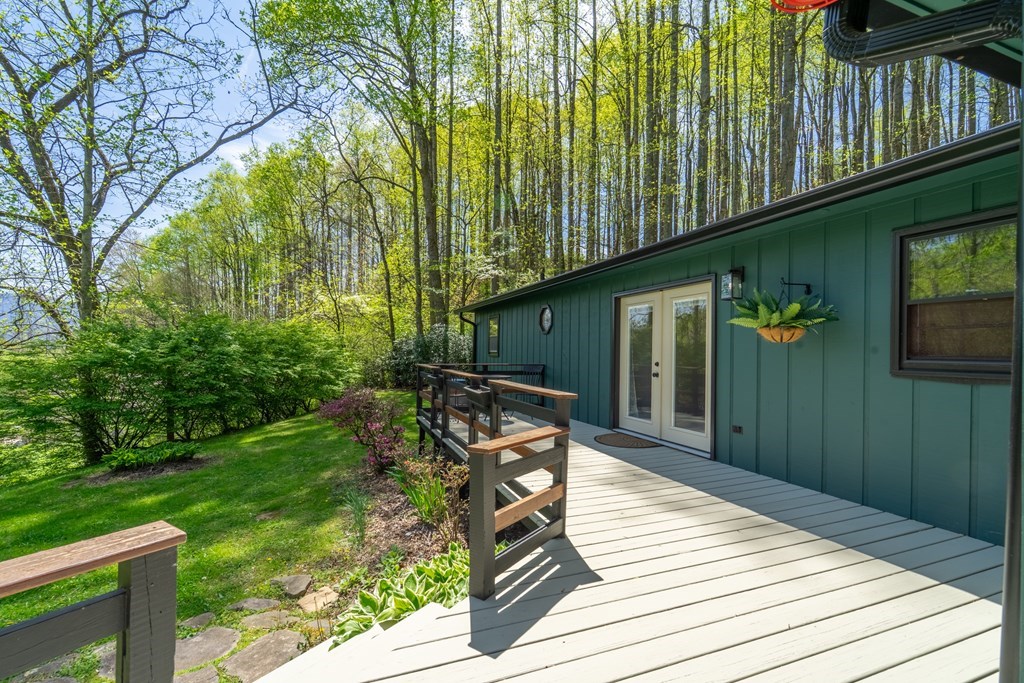619/621 Kitchens Branch Road