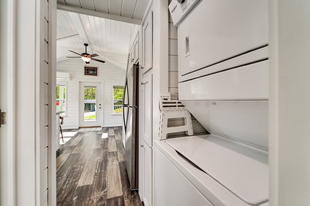 619/621 Kitchens Branch Road