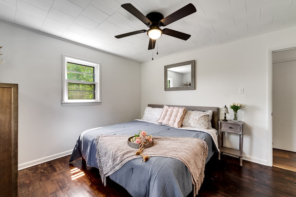 619/621 Kitchens Branch Road
