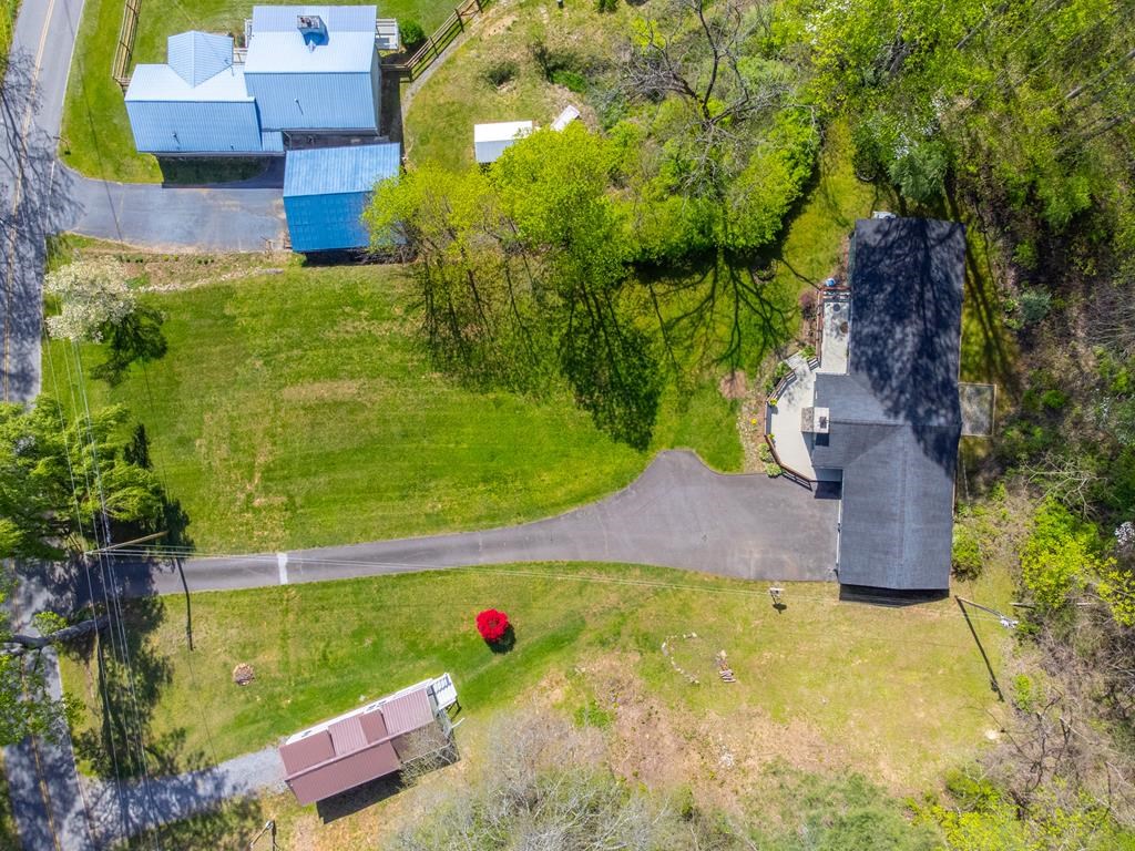 619/621 Kitchens Branch Road