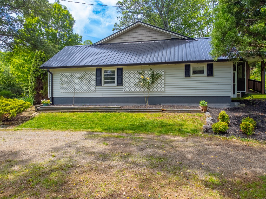 3407 Patton Rd