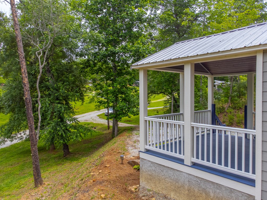 240 Bear Pen Cove