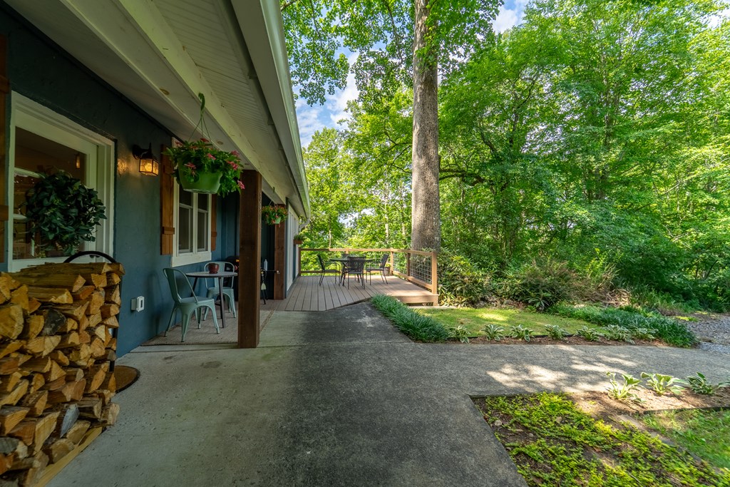 590 Claude Cook Rd