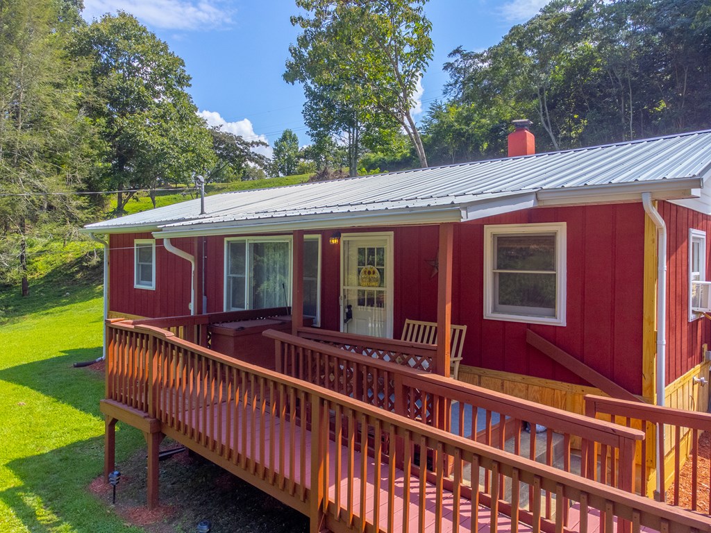 267 Hensley Cemetery Rd