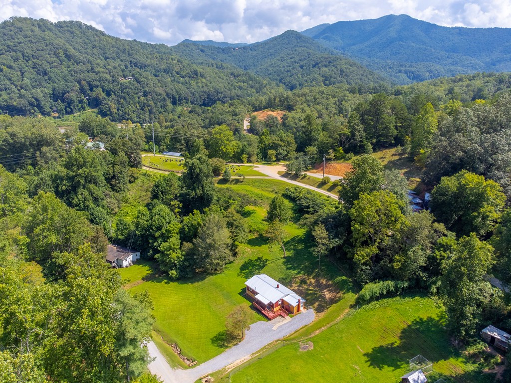 267 Hensley Cemetery Rd