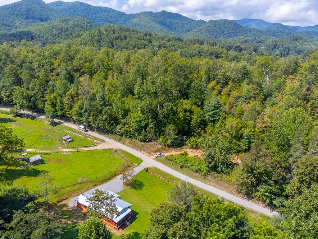 267 Hensley Cemetery Rd