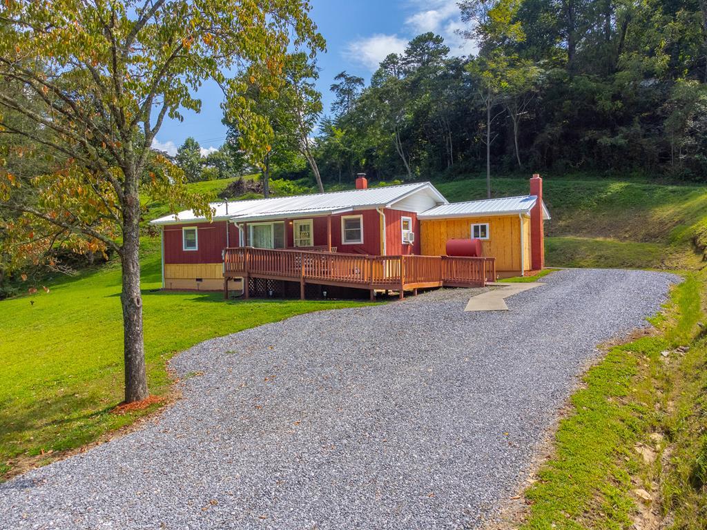 267 Hensley Cemetery Rd