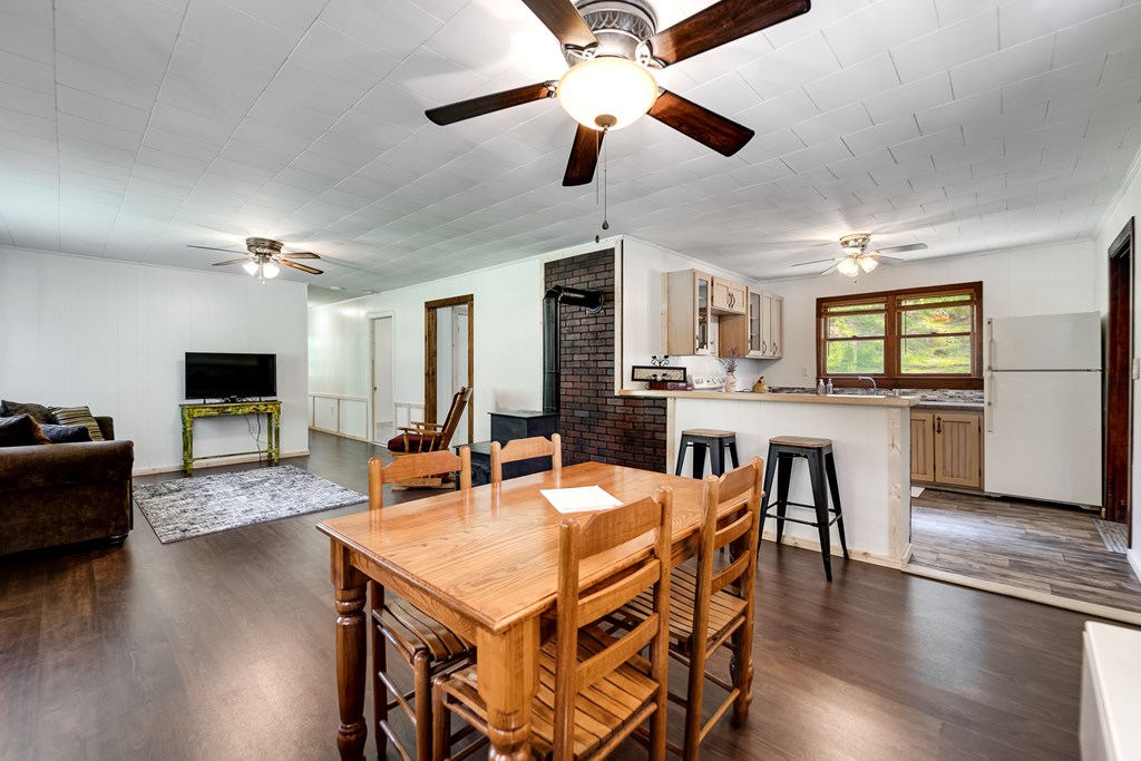 267 Hensley Cemetery Rd