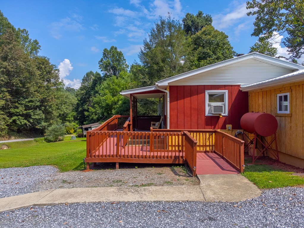 267 Hensley Cemetery Rd