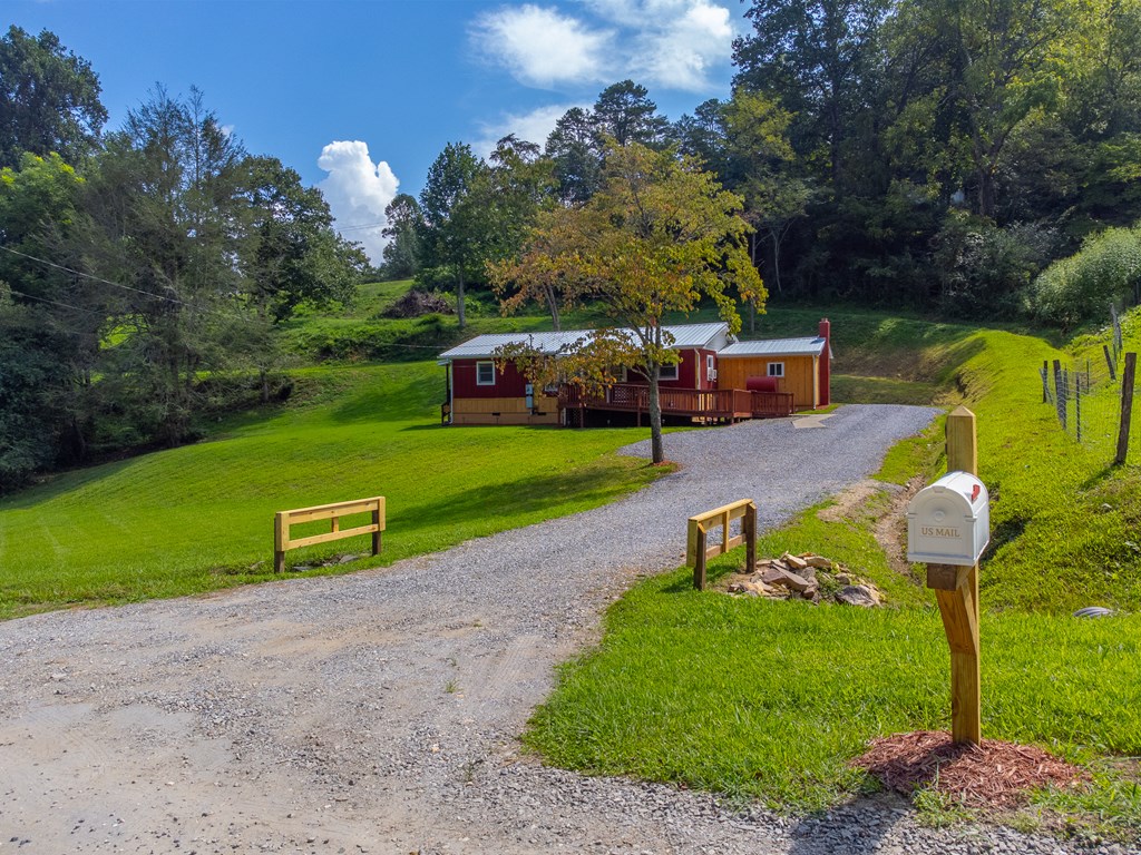 267 Hensley Cemetery Rd