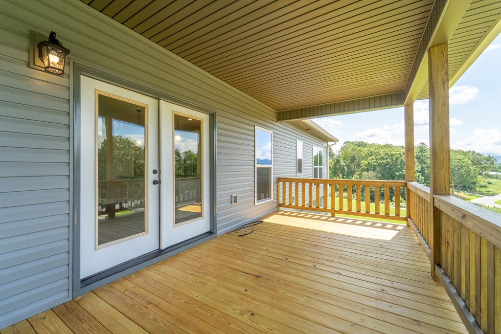 381 Scenic Ridge Circle