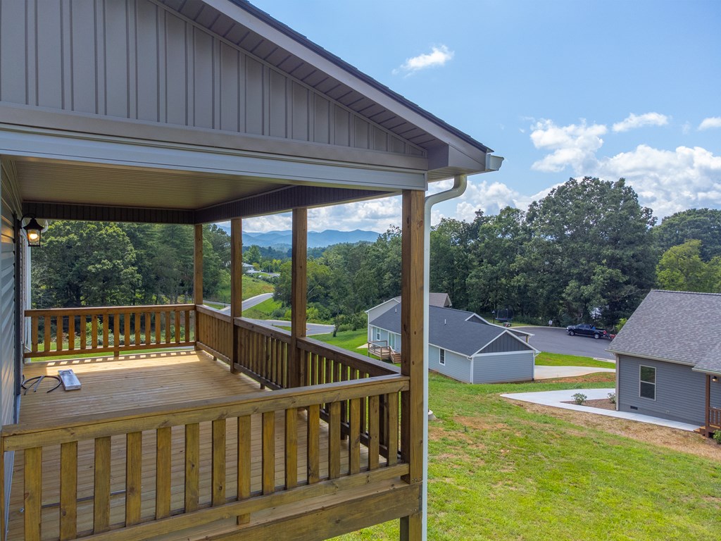 381 Scenic Ridge Circle