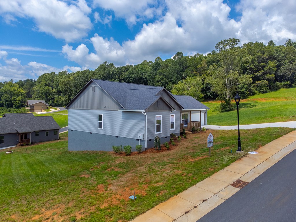 381 Scenic Ridge Circle