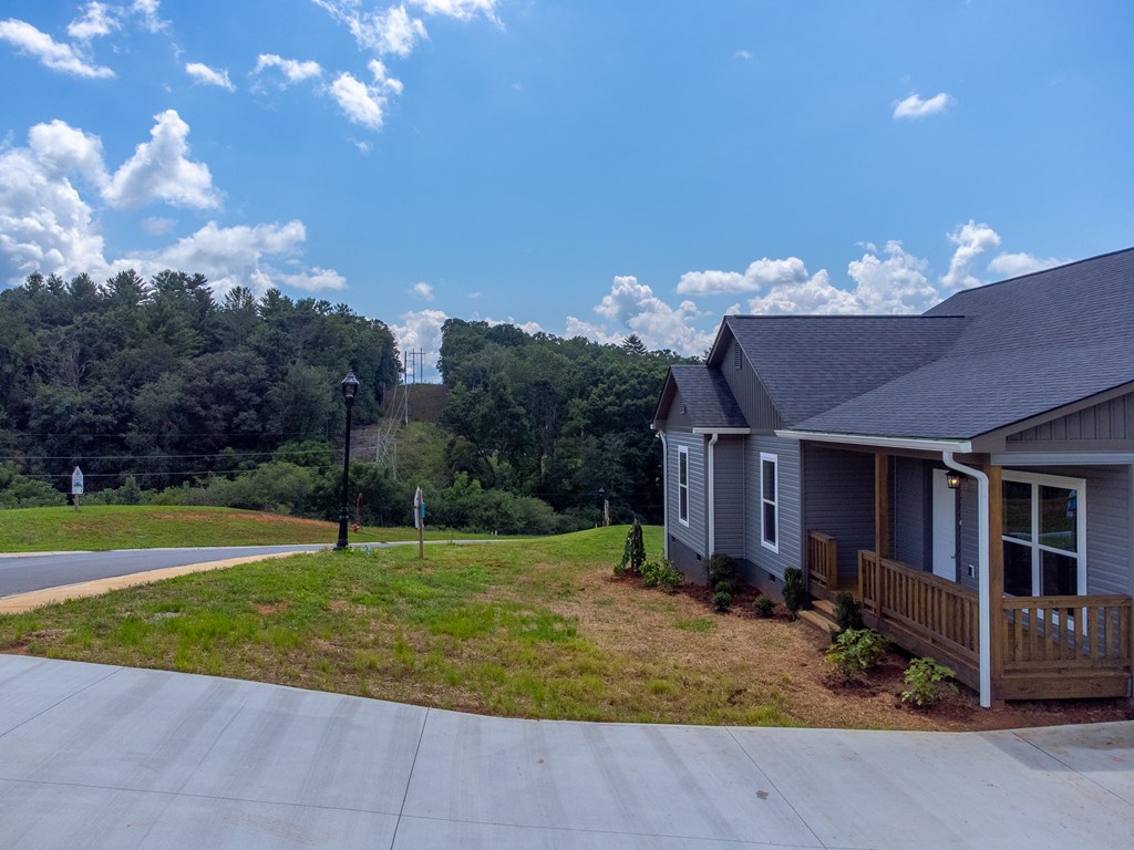 381 Scenic Ridge Circle