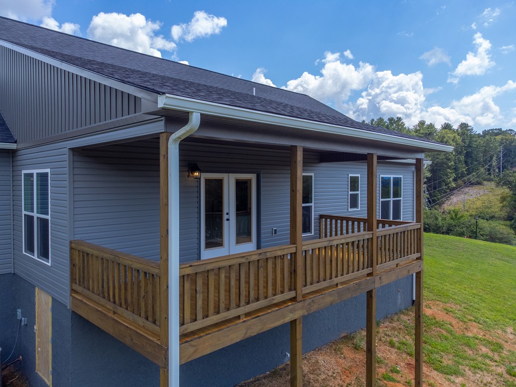 381 Scenic Ridge Circle