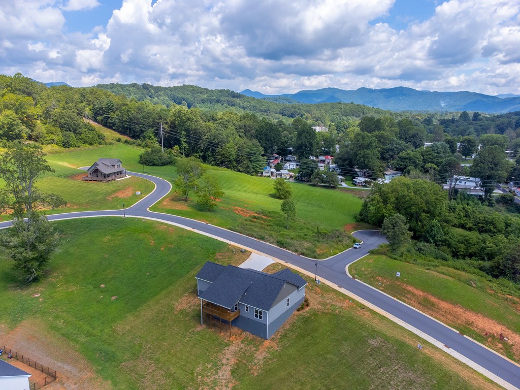 381 Scenic Ridge Circle