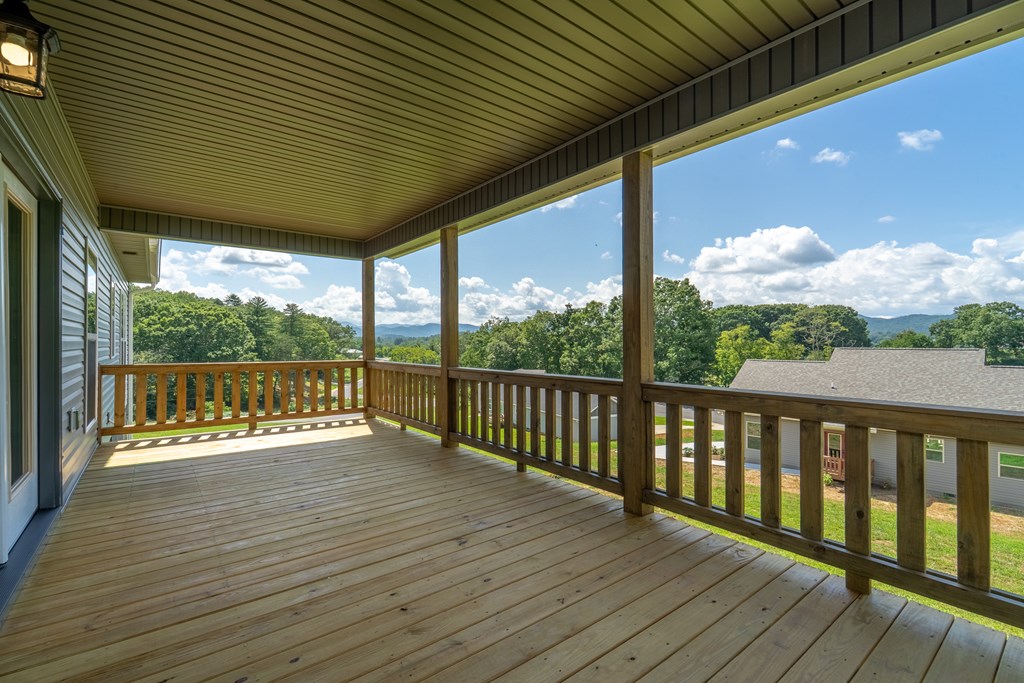 381 Scenic Ridge Circle