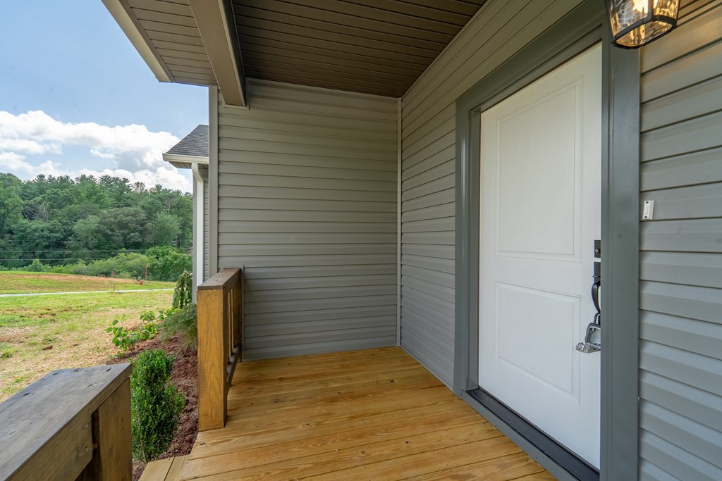 381 Scenic Ridge Circle