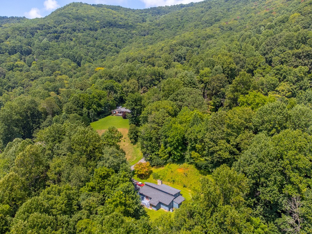 1040 Kitchens Branch Rd