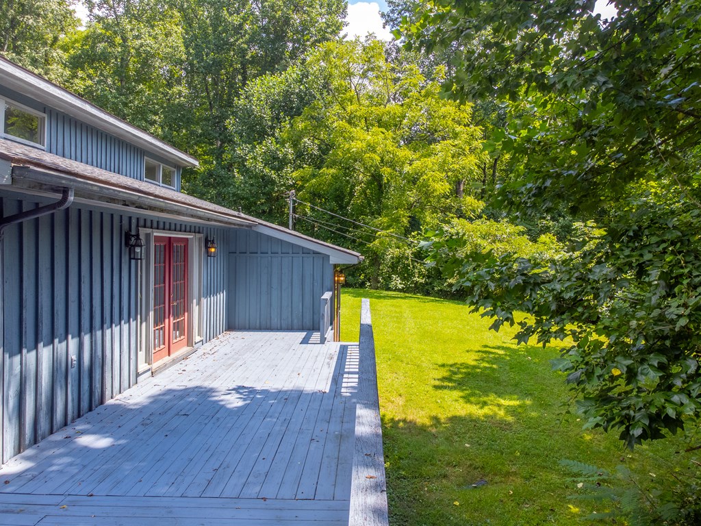 1040 Kitchens Branch Rd