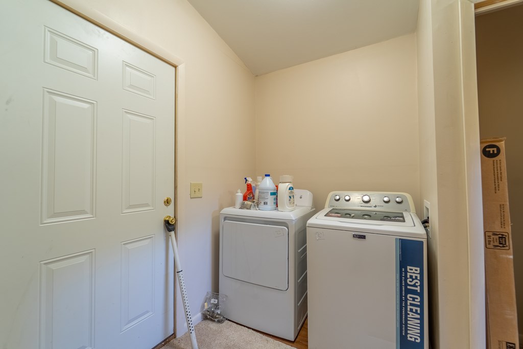 1040 Kitchens Branch Rd