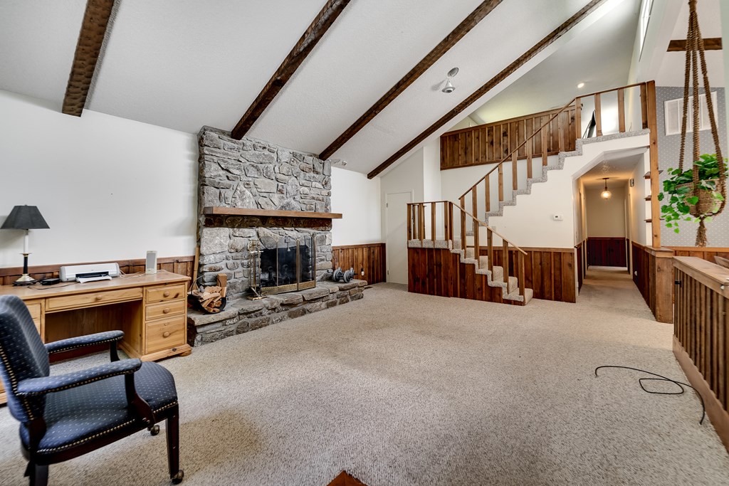 1040 Kitchens Branch Rd