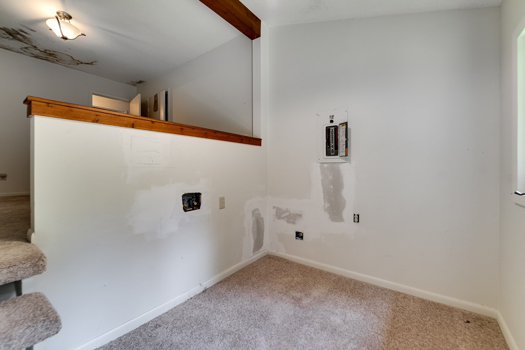 1040 Kitchens Branch Rd