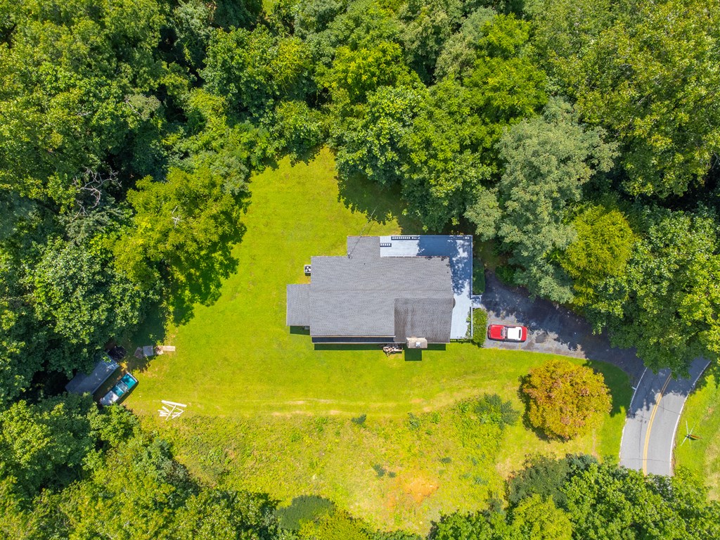 1040 Kitchens Branch Rd