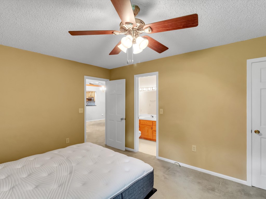 1695 Skyland Drive, Sylva