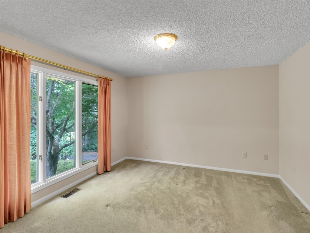 1695 Skyland Drive, Sylva