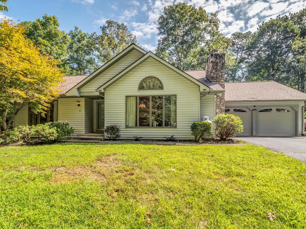 1695 Skyland Drive, Sylva