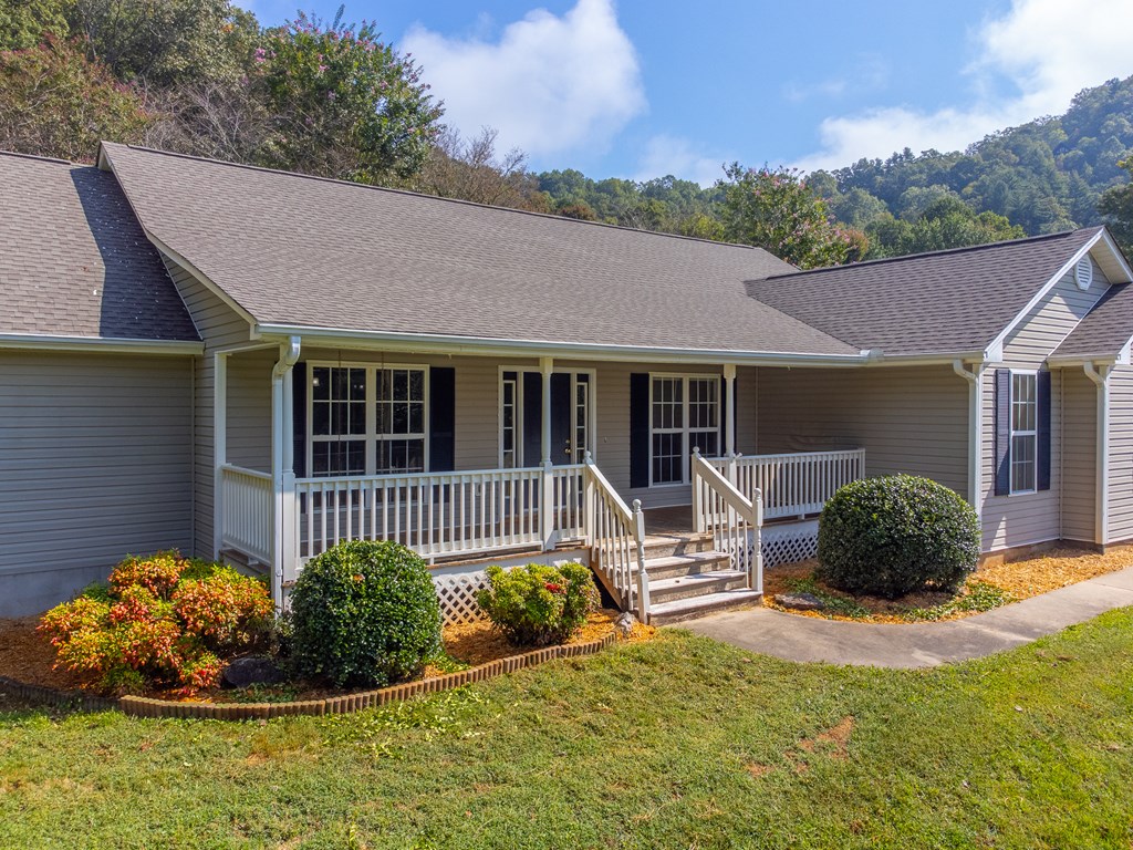 1061 Calvary Church Rd