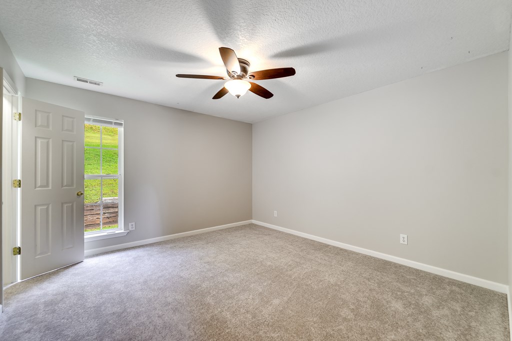 1061 Calvary Church Rd