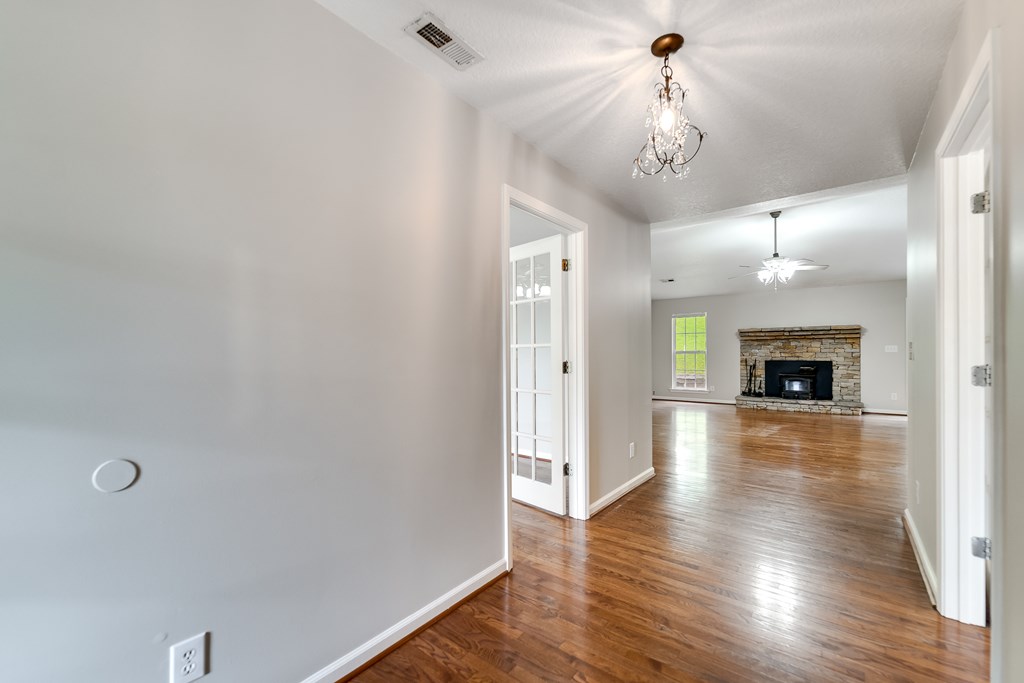 1061 Calvary Church Rd