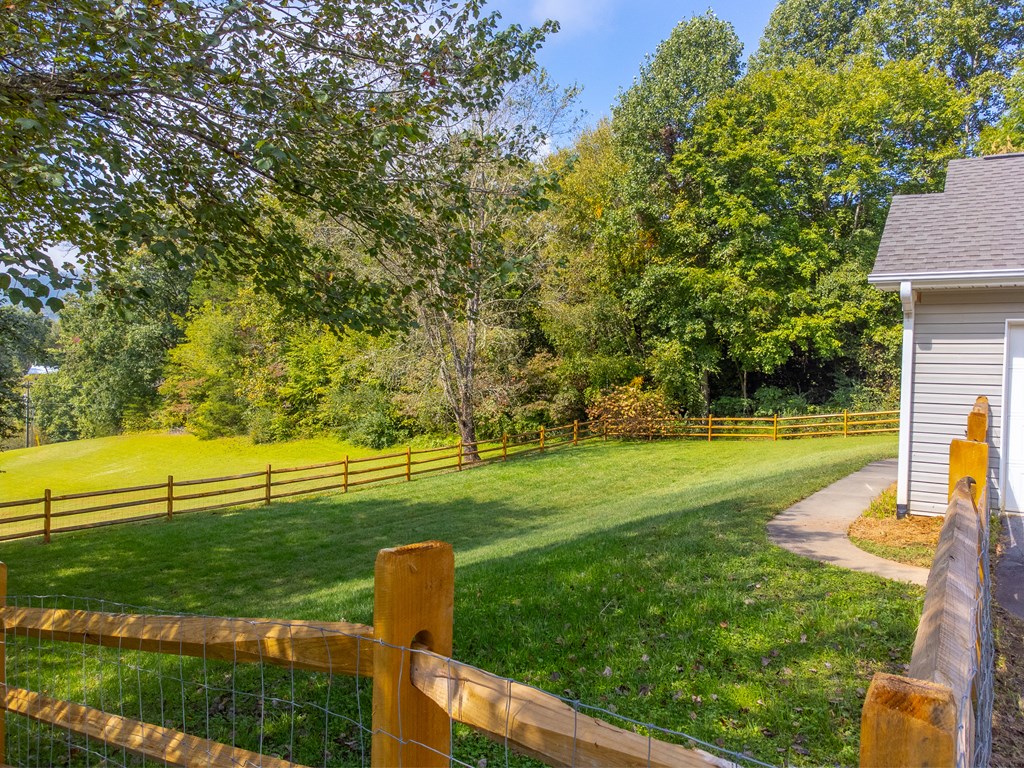 1061 Calvary Church Rd