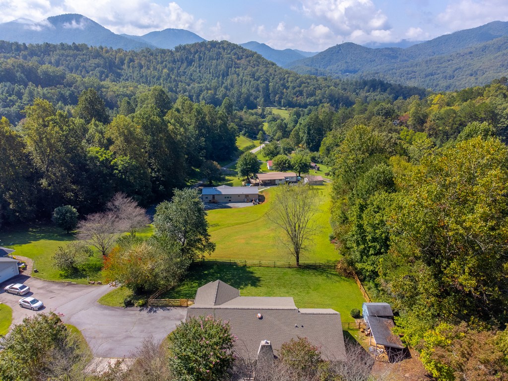 1061 Calvary Church Rd